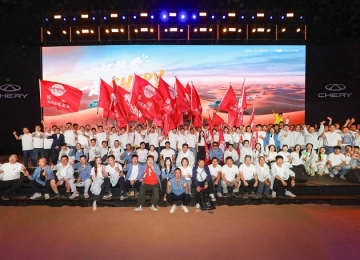以守护为名，共赴新征程！2025奇瑞第二届粉丝节在新疆阿克苏燃情启幕