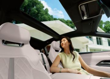 “新E代弯道王”MAZDA EZ-6鹭羽白内饰焕新